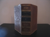 Biblia sacra. Vulgatae editionis Sixti V. Pontif. Maximi jussu recognita, et Clementis VIII auctoritate edita. Besançon, 1828. Relié.