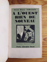 Remarque, Erich-Maria. À l\'Ouest rien de nouveau. Librairie Stock, 1929. Relié